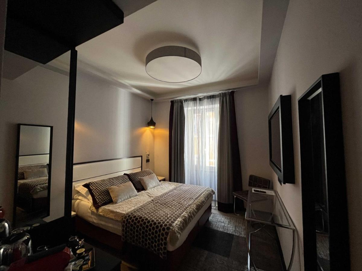 Flaneur Suites Corso Rome Exterior photo